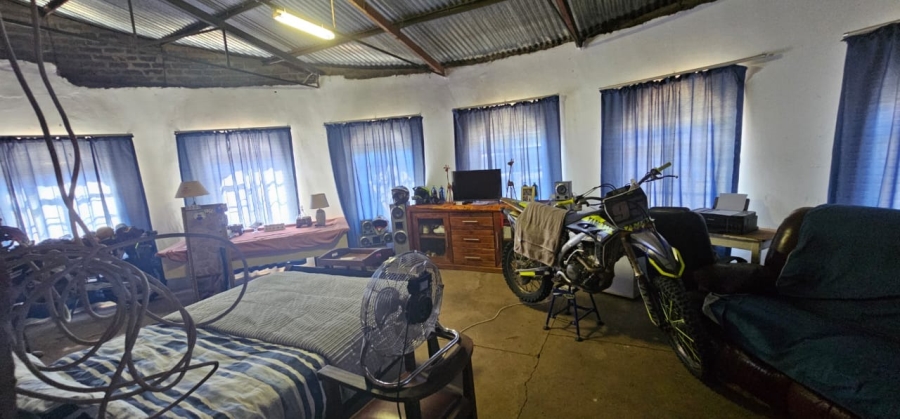 4 Bedroom Property for Sale in Mooinooi North West